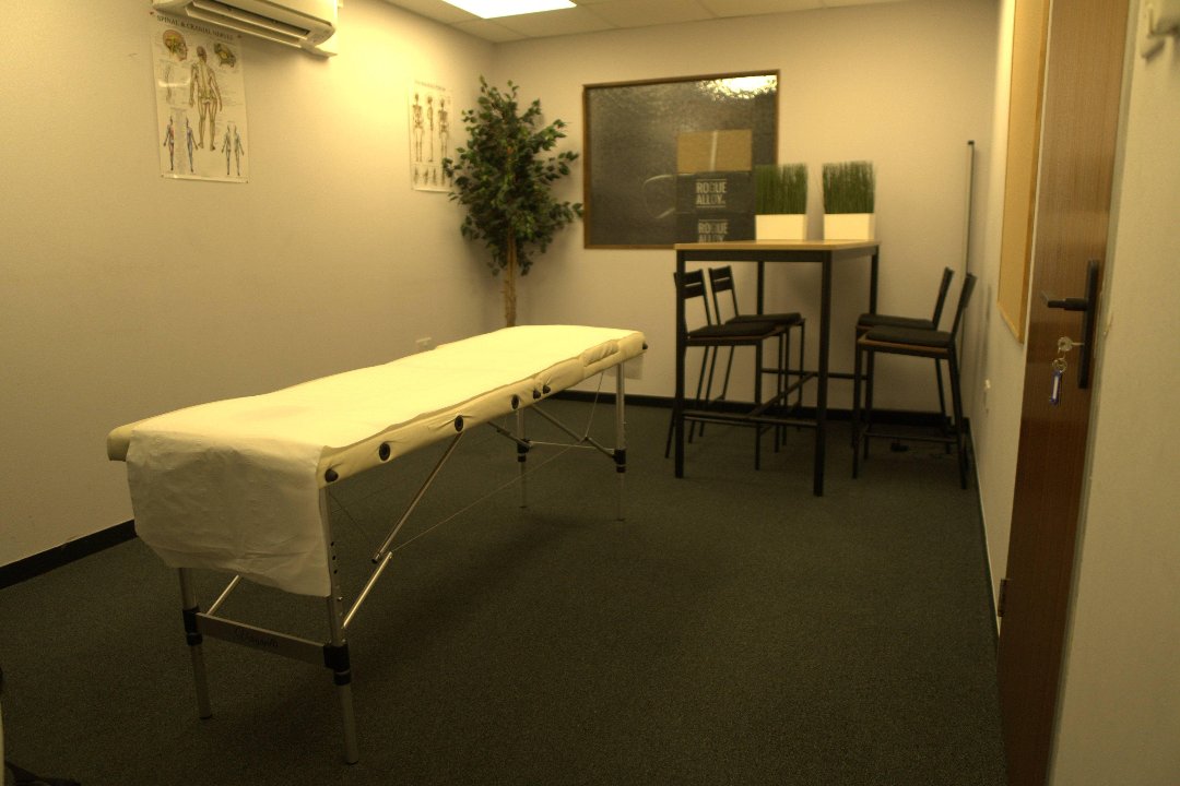 Overall Aesthetics Sports Massage Therapy, Reading West, Reading