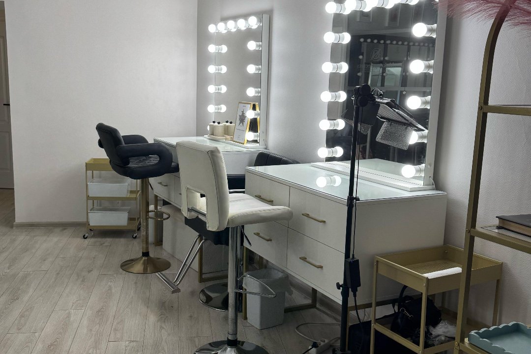 Emma Makeup Art, Tauro kalnas, Vilnius