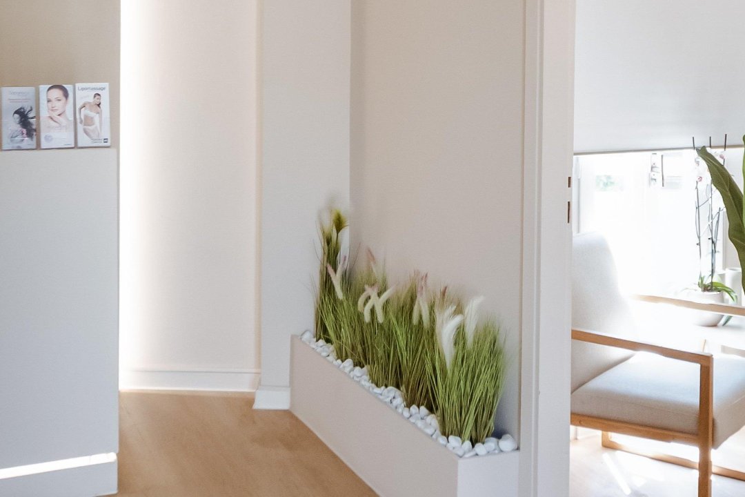 Aura Beauty Center, Ἰλιον, Αττική