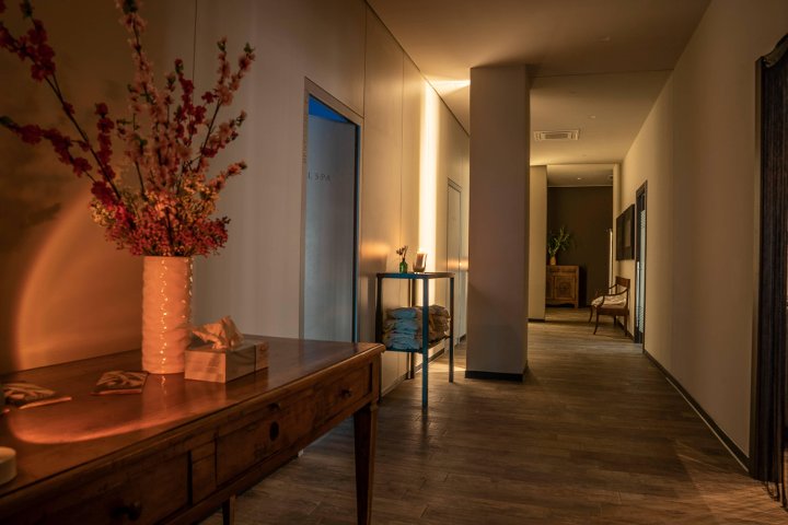 LV Beauty center - Onglerie Brescia - Photo de galerie - OneBooking