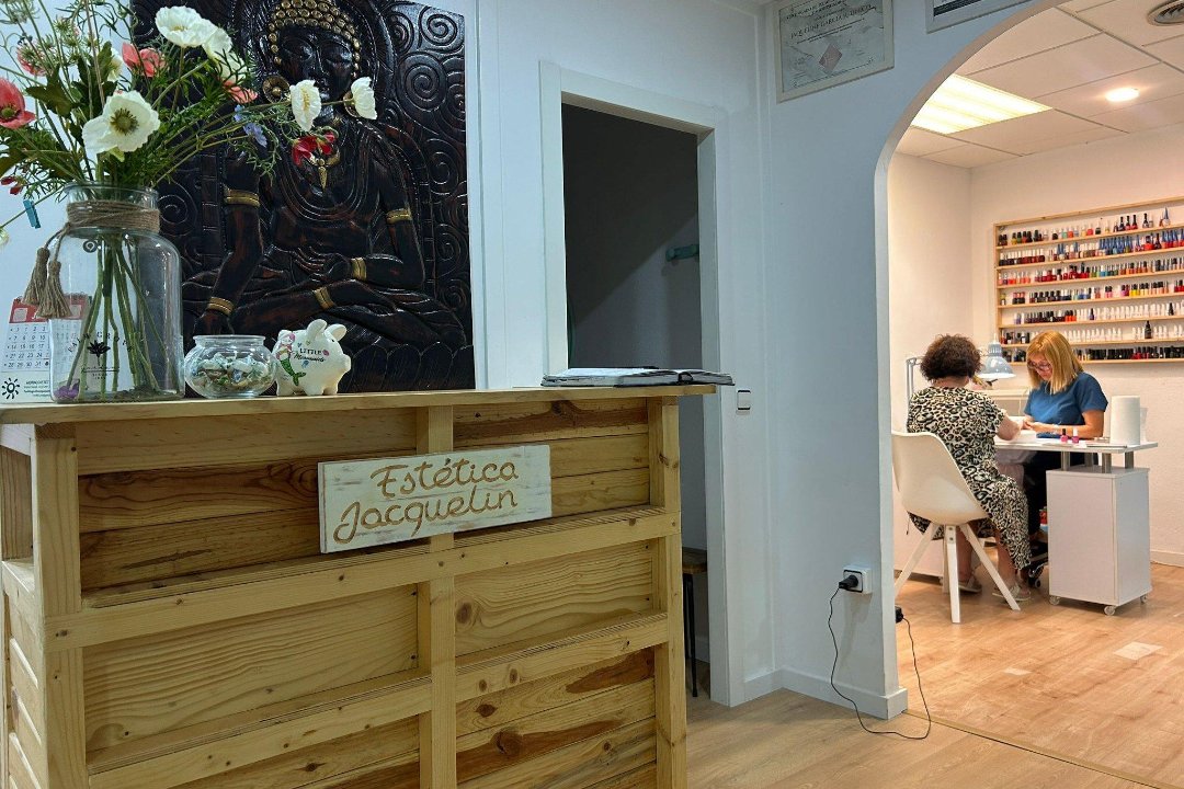 Estética Jacquelin, Provincia de Tarragona