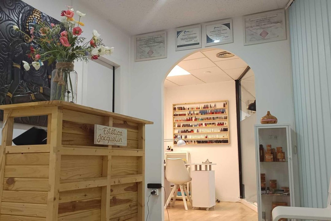 Estética Jacquelin, Provincia de Tarragona