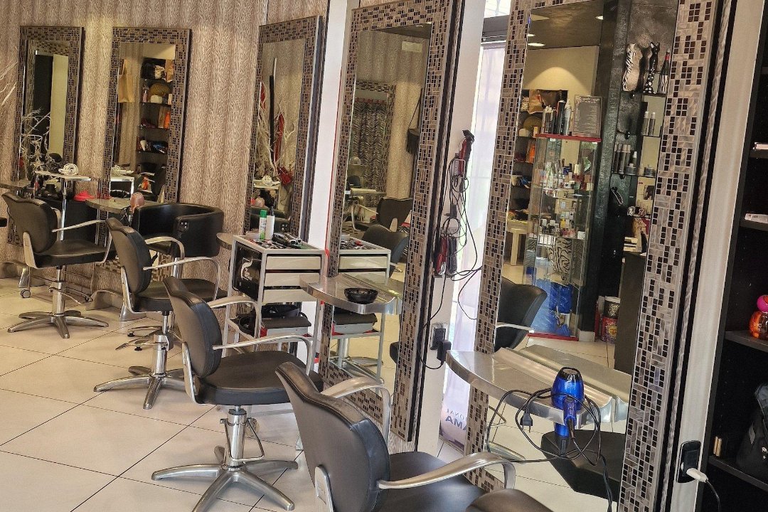 PrimaDonna Hair Nails, Acqua Vergine, Roma