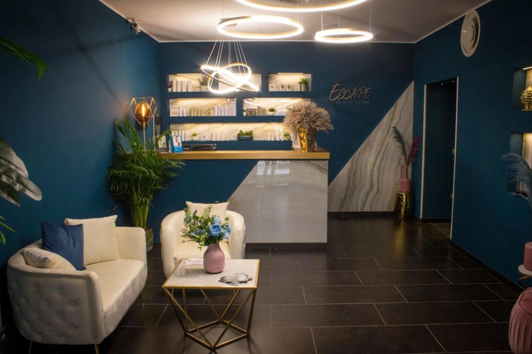 Escape Beauty Clinic, Colli Aminei, Napoli