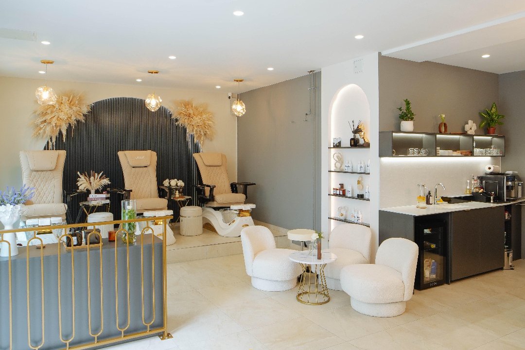 The Nail Shop |  Stauffacher, Stauffacher, Zürich