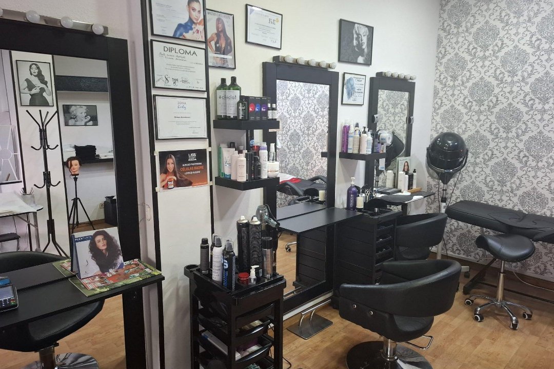 Salón de Belleza Silvana, Barrio del Pilar, Madrid