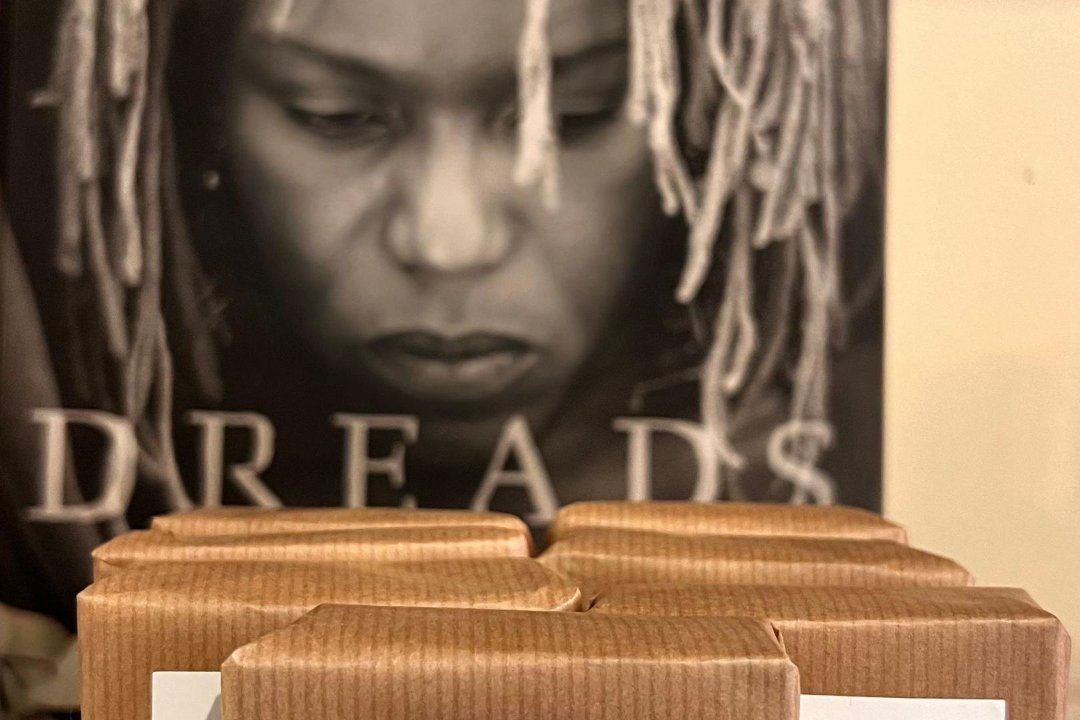 Irie Dreads Salon, Bijlmer-Centrum, Amsterdam