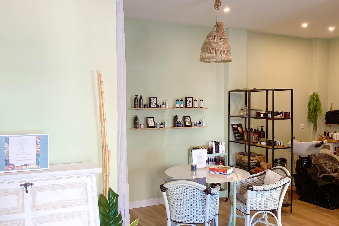 Shangara Lora Organics, Marbella
