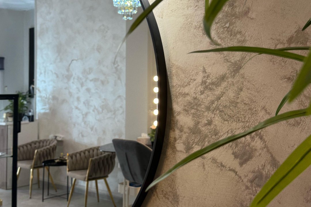 Aida Asatryan Beauty Studio, Soternes, Valencia