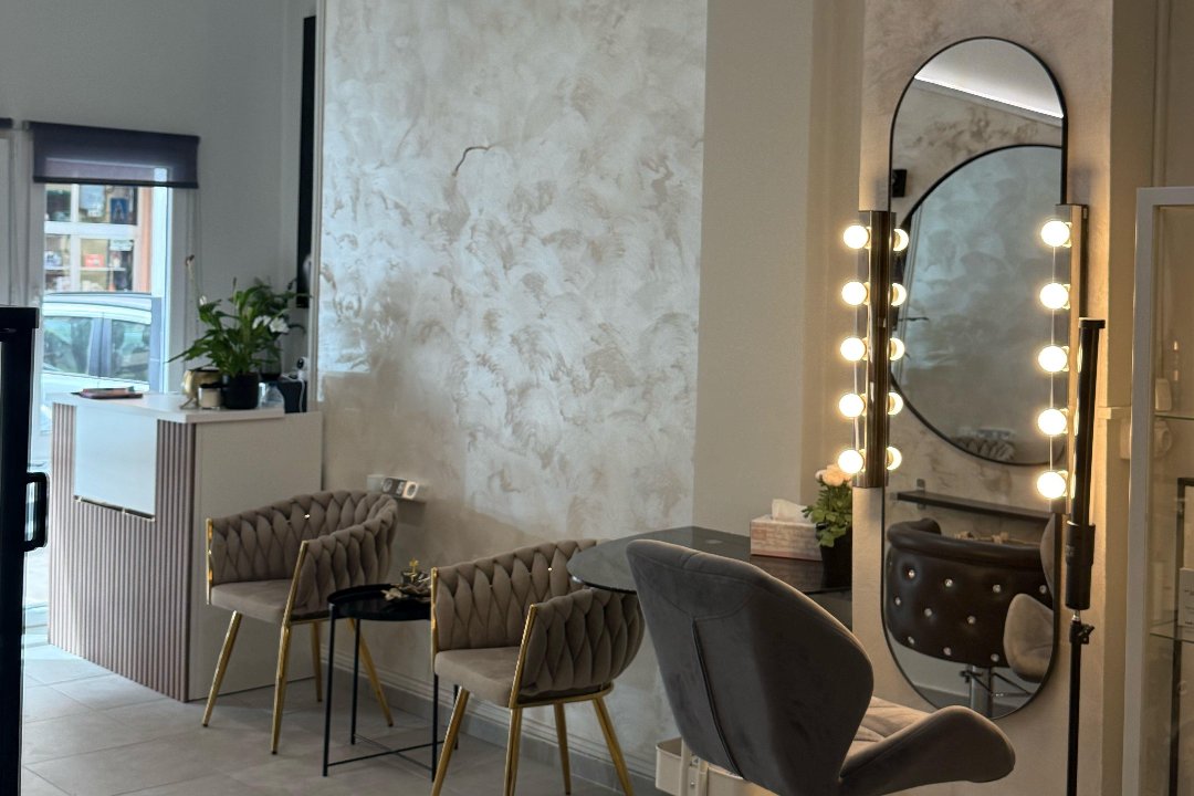 Aida Asatryan Beauty Studio, Soternes, Valencia