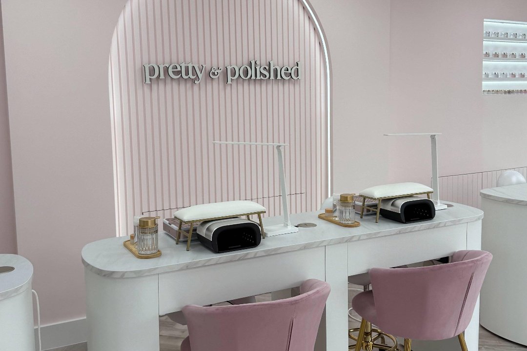 pretty & polished, Reading West, Reading