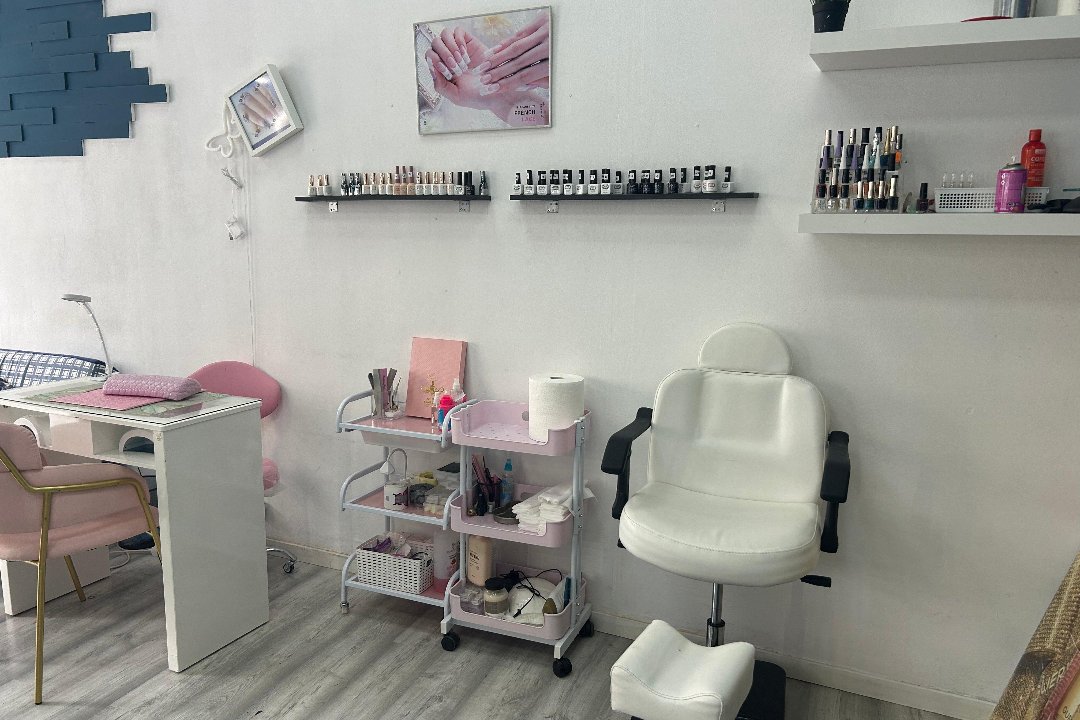 Mile Beauty, Els Orriols, Valencia