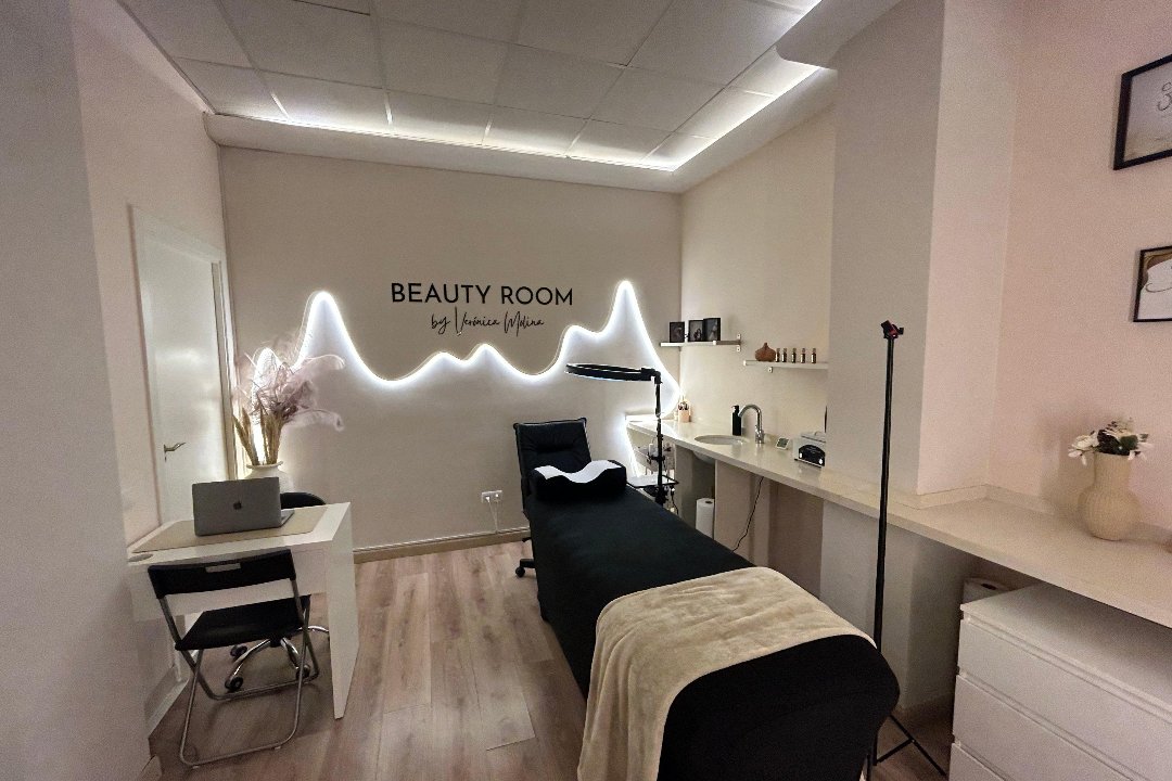 Verónica Molina | Beauty Room, Safranar, Valencia