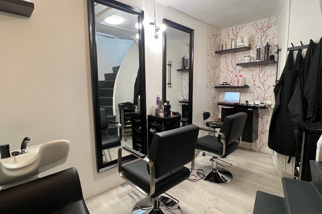 Rubens Coiffeur Paris, Avenue des Champs-Elysées, Paris