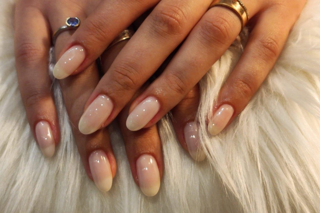 Alexsandra Nails Chez Carre d'or, Levallois-Perret, Hauts-de-Seine