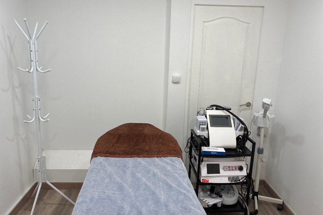 Oshen Peluqueria Estetica Villarroel, L'Antiga Esquerra de l'Eixample, Barcelona