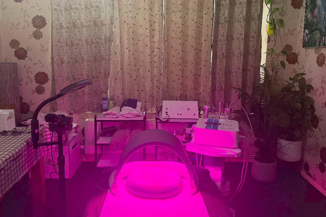 Hair & Beauty by Shelly, Arkley, London