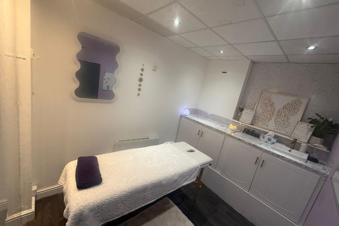 Massage & Beauty By Jessie, Aldridge, West Midlands County