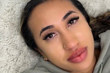 Lashes World by Victoria