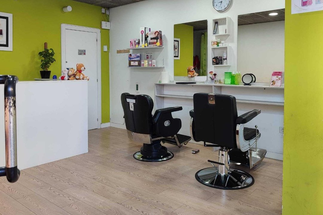 Estética India, Parla, Comunidad de Madrid