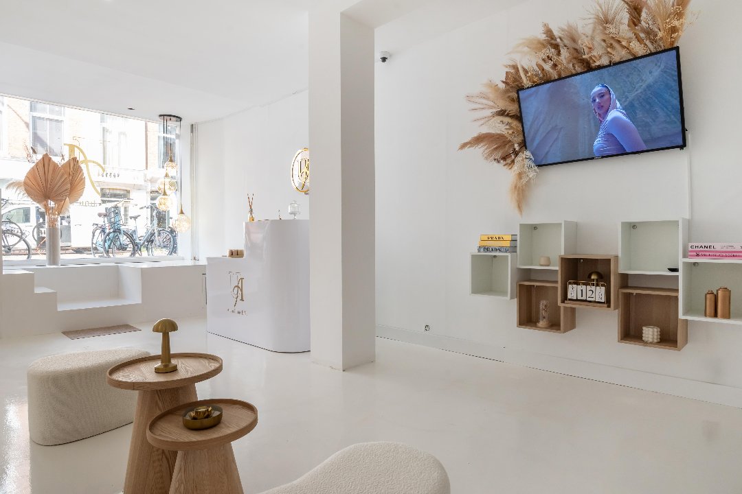 Altun Clinic , Zoutmanstraat, Den Haag