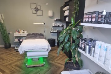 De Brink Barbershop & Beautysalon