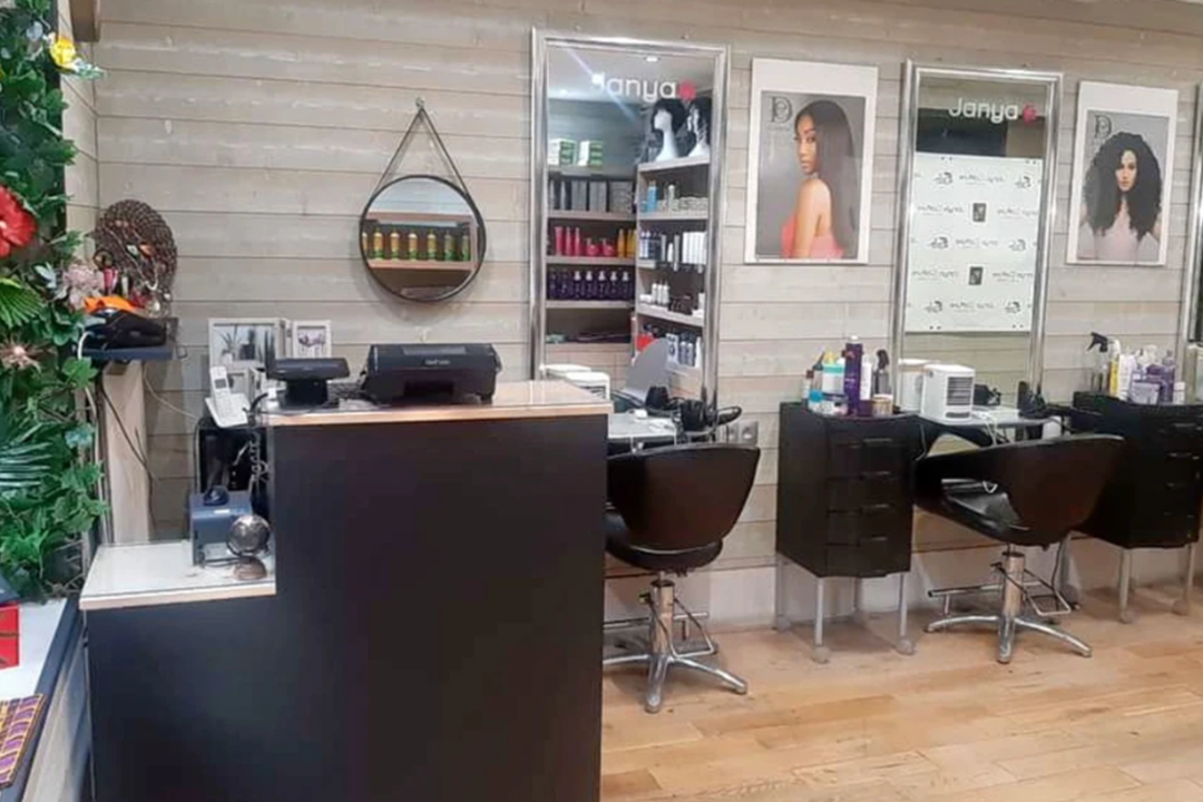 Janya Coiffure afro, Enghien-les-Bains, Val-d'Oise
