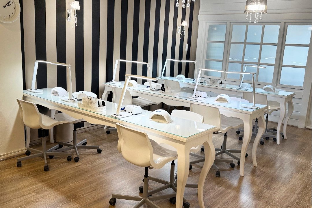 NAILIN Nail Salon - Τσιμισκή 16, Kentro Thessalonikis, Thessaloniki