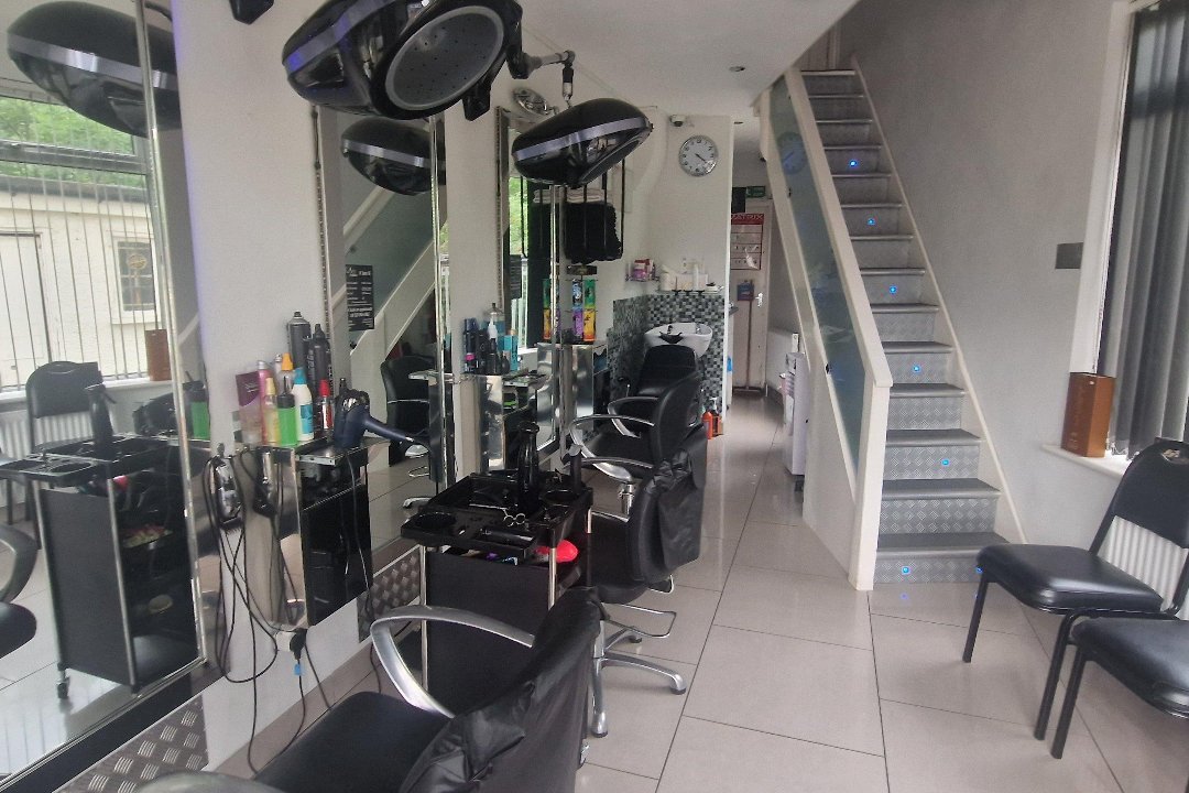 Salon56, Benhilton, London