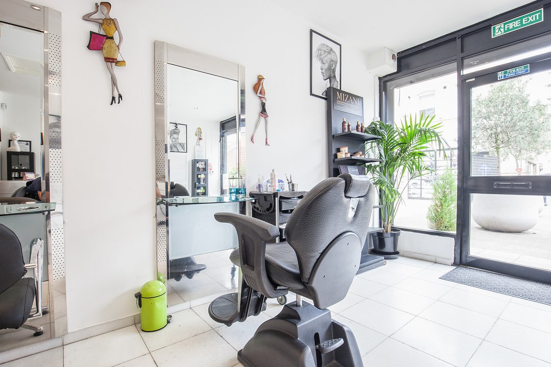 Dee Beauty, Peckham, London