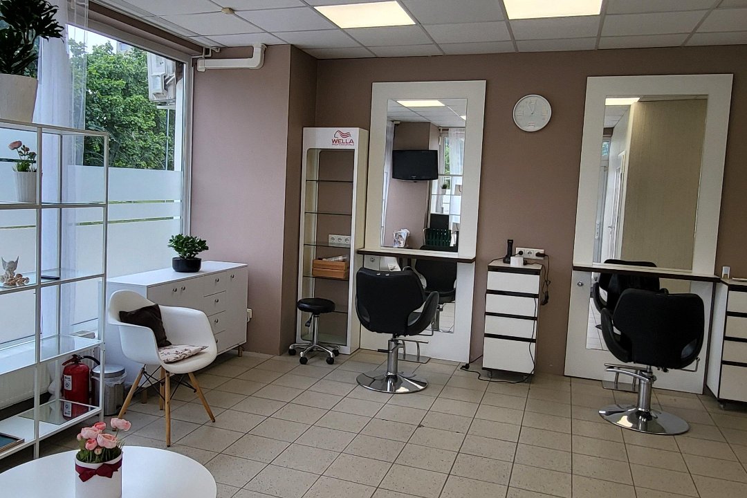 Zik Zak hair, Justiniškes, Vilnius