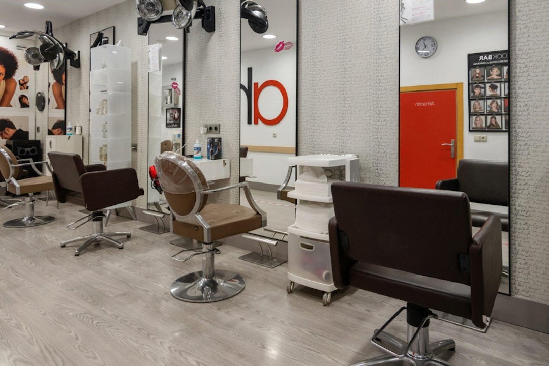 Agustín e Hijos Peluqueros Alameda Principal, Centro Histórico, Málaga