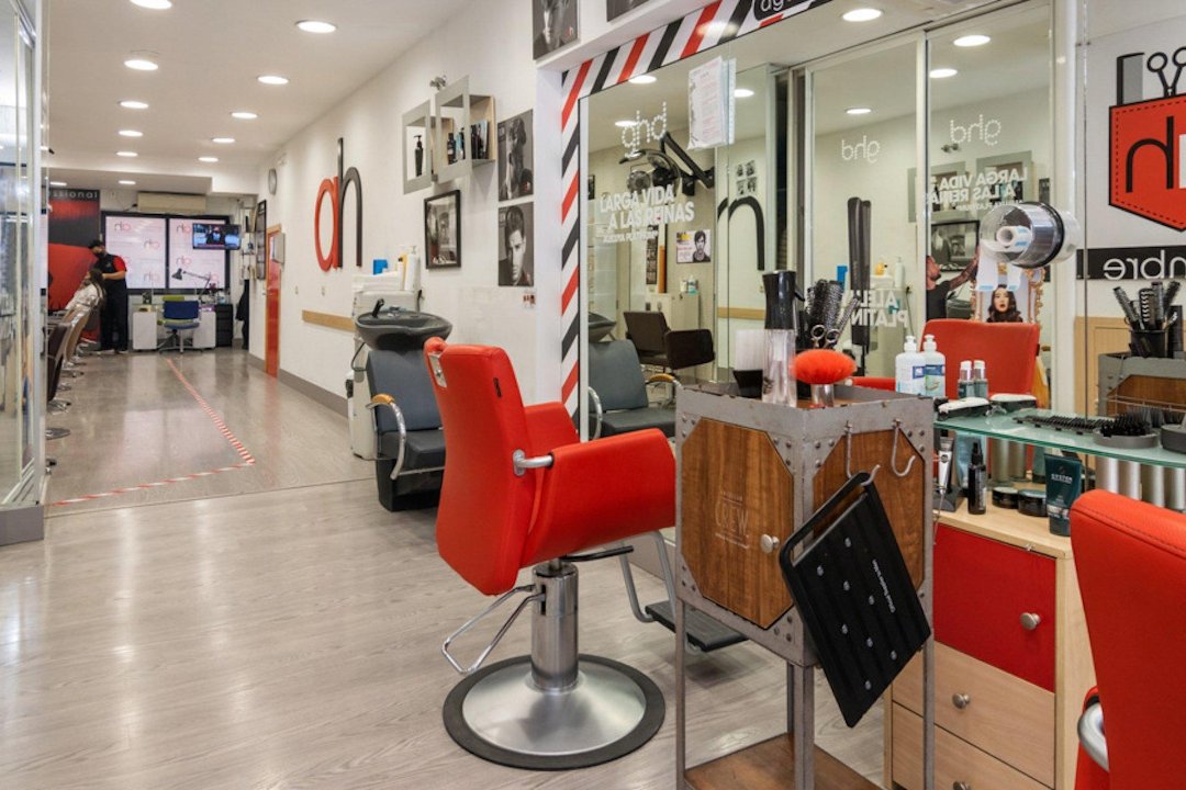 Agustín e Hijos Peluqueros Alameda Principal, Centro Histórico, Málaga