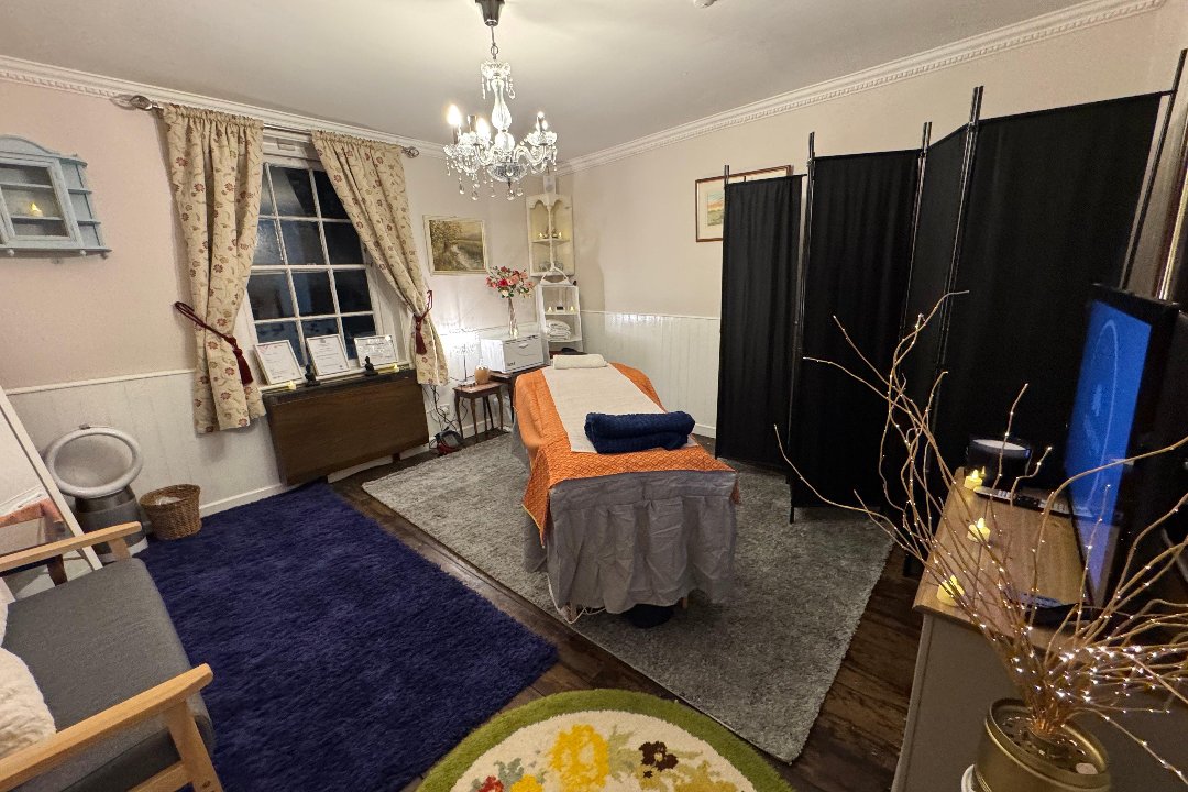 Gussanova Thai Massage Therapy, Winchester