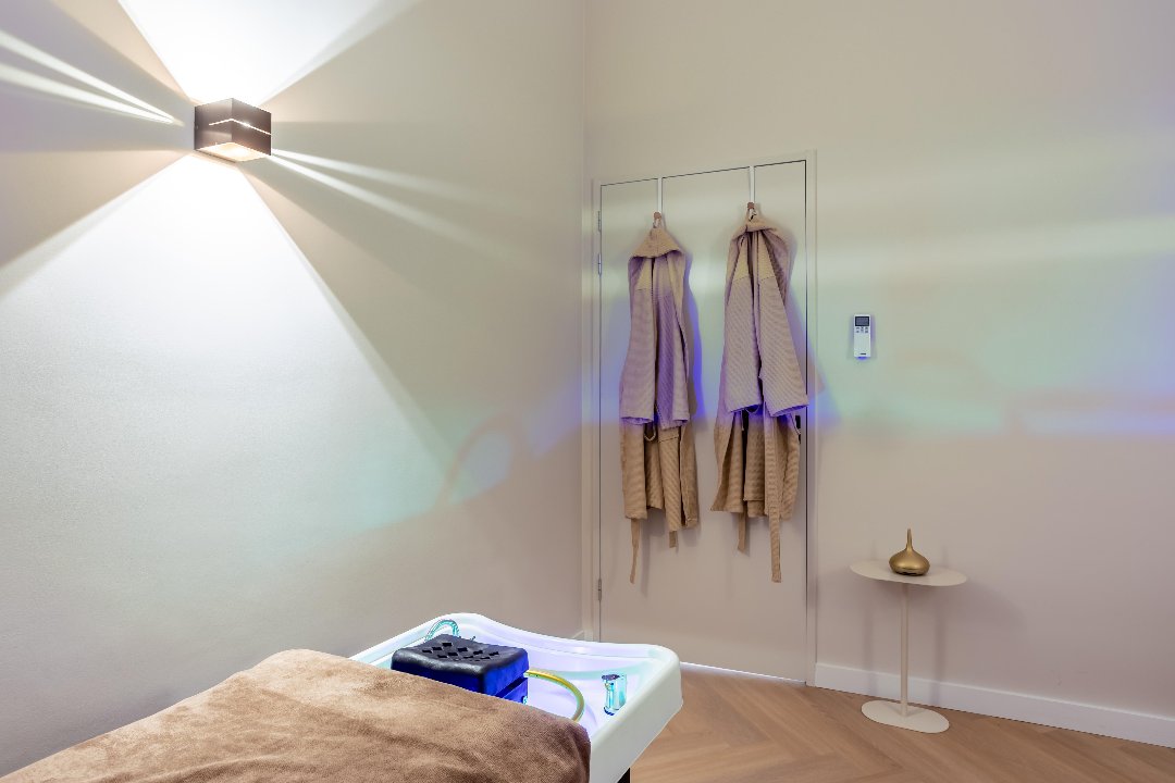The Circle of Beautysalon, Lage Veld, Den Haag