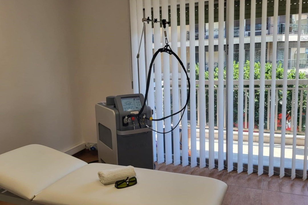 Skin Clinic 100, Kentro Thessalonikis, Thessaloniki