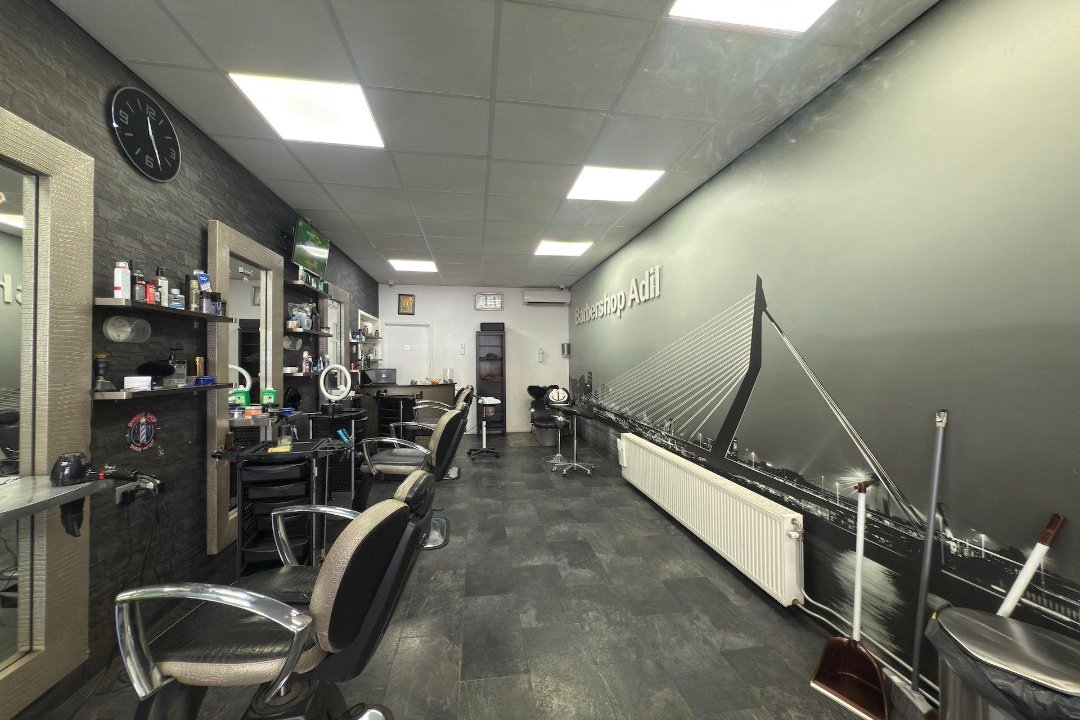 Barbershop Adil, Vierambachtstraat, Rotterdam