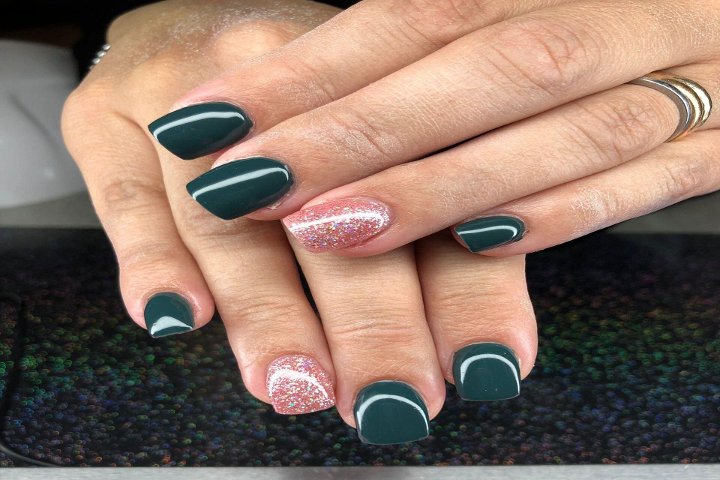 Petite Mains c/o Boutique Nails & Make Up di Campioni Letizia - Onglerie Modena - Photo de galerie - OneBooking