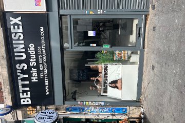 Bettys Unisex Hair Studio