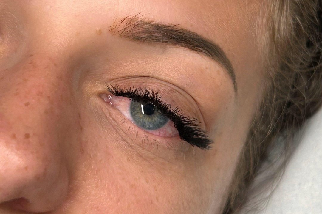 Eyelash extensions by Elena Manea, Brent Museum, London