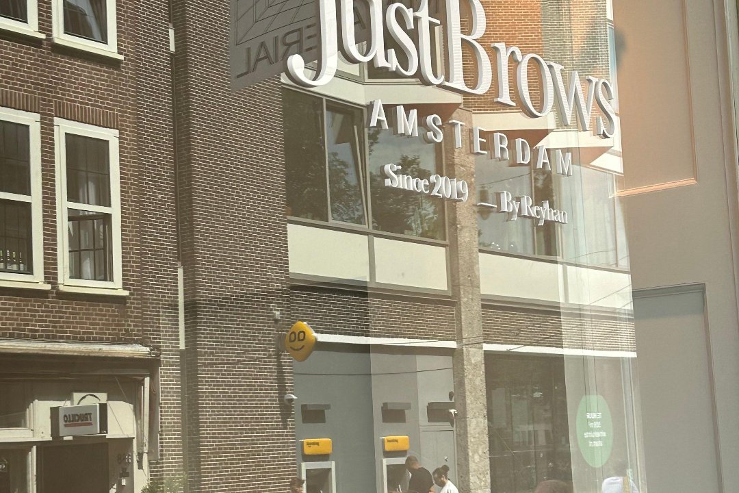 Just Brows, Haarlemmerdijk, Amsterdam