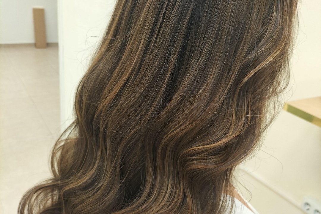 Rubios Madrid Hair & Nails Studio, Cuatro Caminos, Madrid