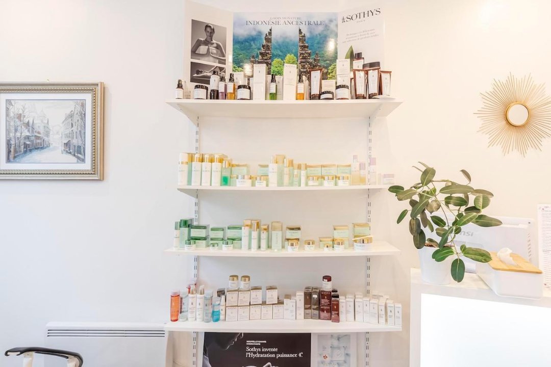 Institut de beauté l'Orchidée, Rue de l'Université, Paris