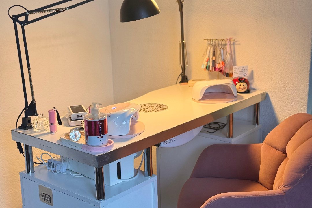 Studio Glam & Glow by Vania, Berninaplatz, Zürich