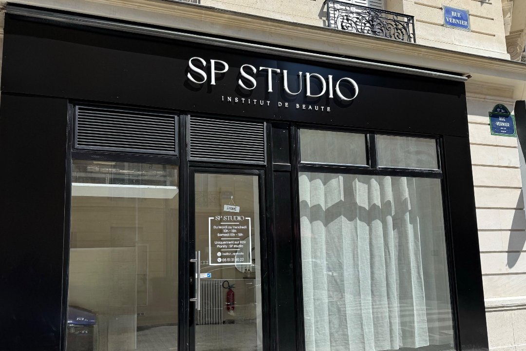 Sp Studio Institut De Beauté, Métro Porte de Champerret, Paris