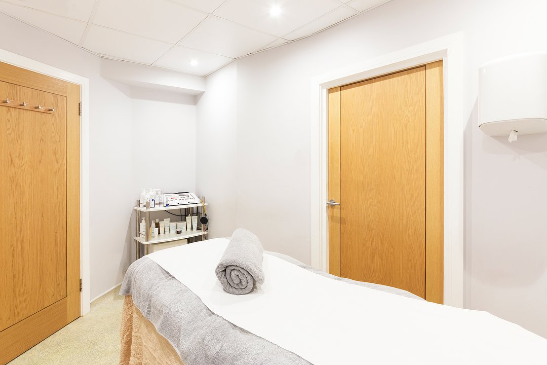 Bayswater Pharmacy & Spa, Bayswater, London