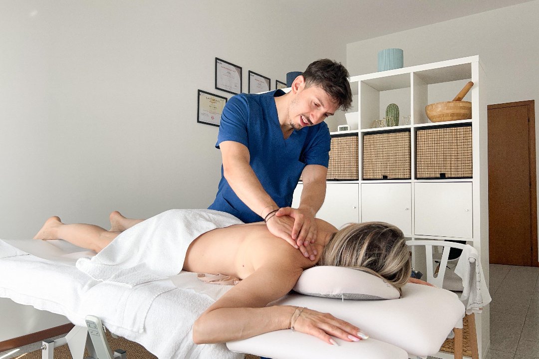 Massaggiatore Professionale e Personal Trainer Jon Jugaru, Verona