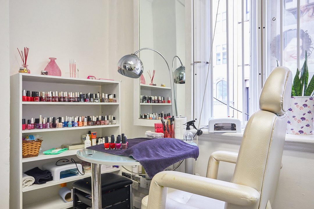 Hairdressers And Hair Salons Near Edmonton London Treatwell