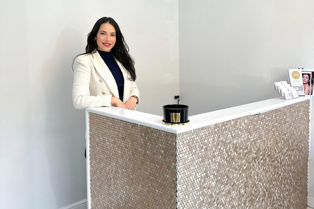 Mell Aesthetics Brazilian Clinic Holland Park, Westfield - London, London