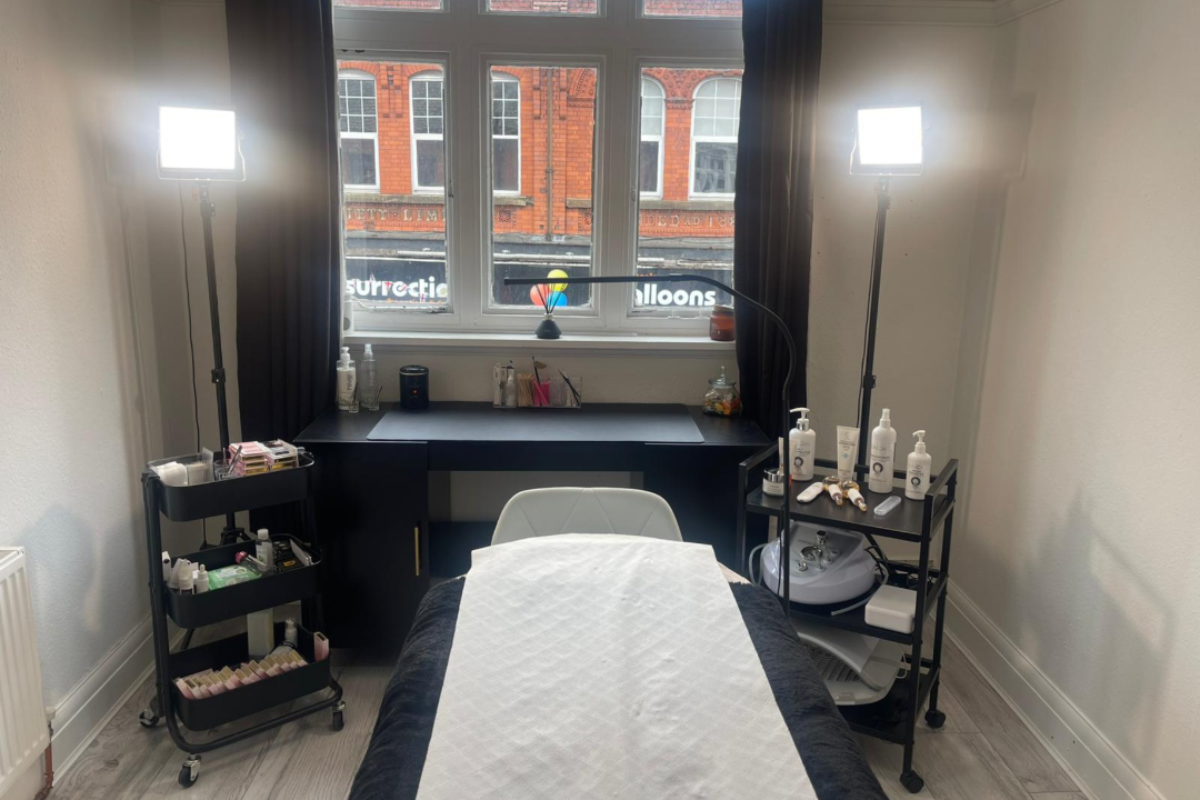 LA Beauty, Tyldesley, Wigan